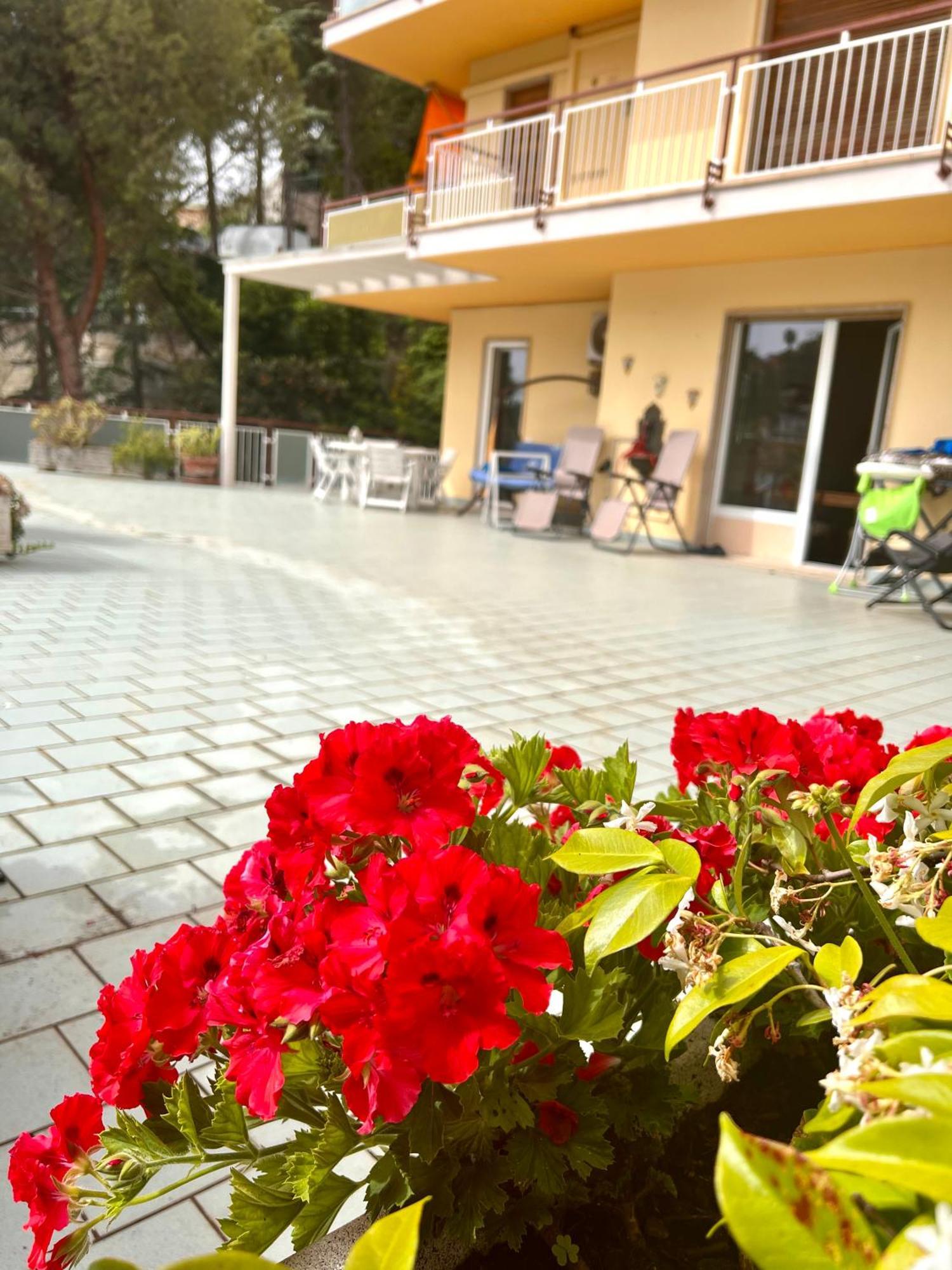 Sanremo Apartment Free Parking And Air Conditioner Zewnętrze zdjęcie